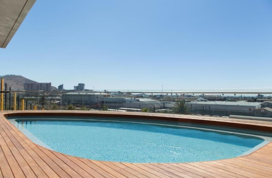 To Let 2 Bedroom Property for Rent in Woodstock Western Cape